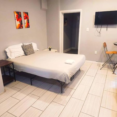 1St Floor Studio Near Airport With Small Kitchenette Apartment Philadelphia Exterior foto
